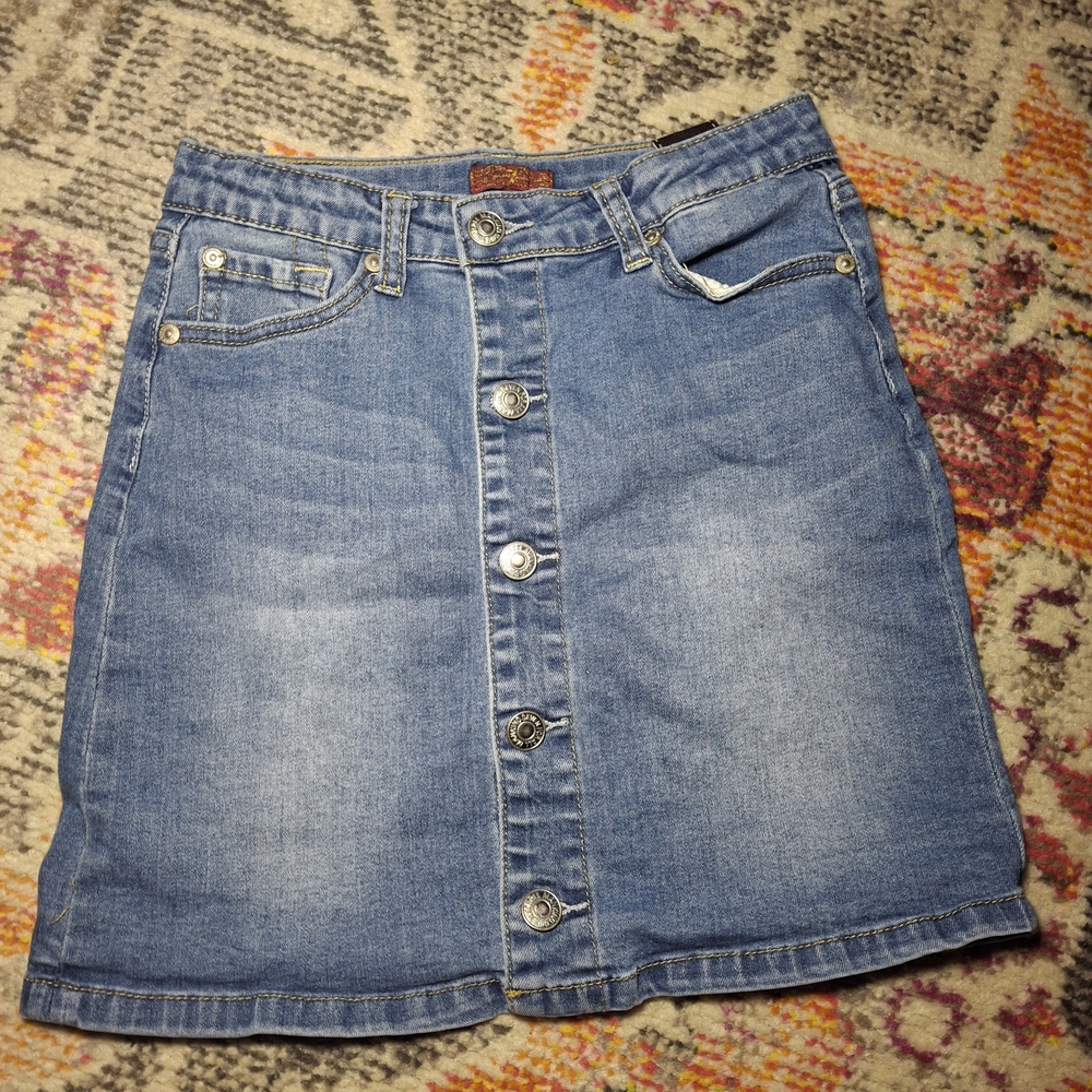 Women’s Light Blue Button-Front Denim Mini‎ Skirt